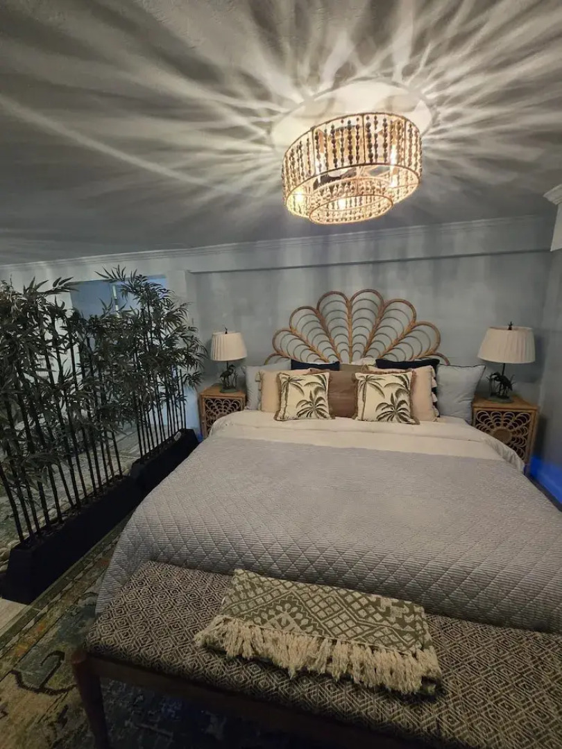 3 br Private Suite in our Waterfront Paradise