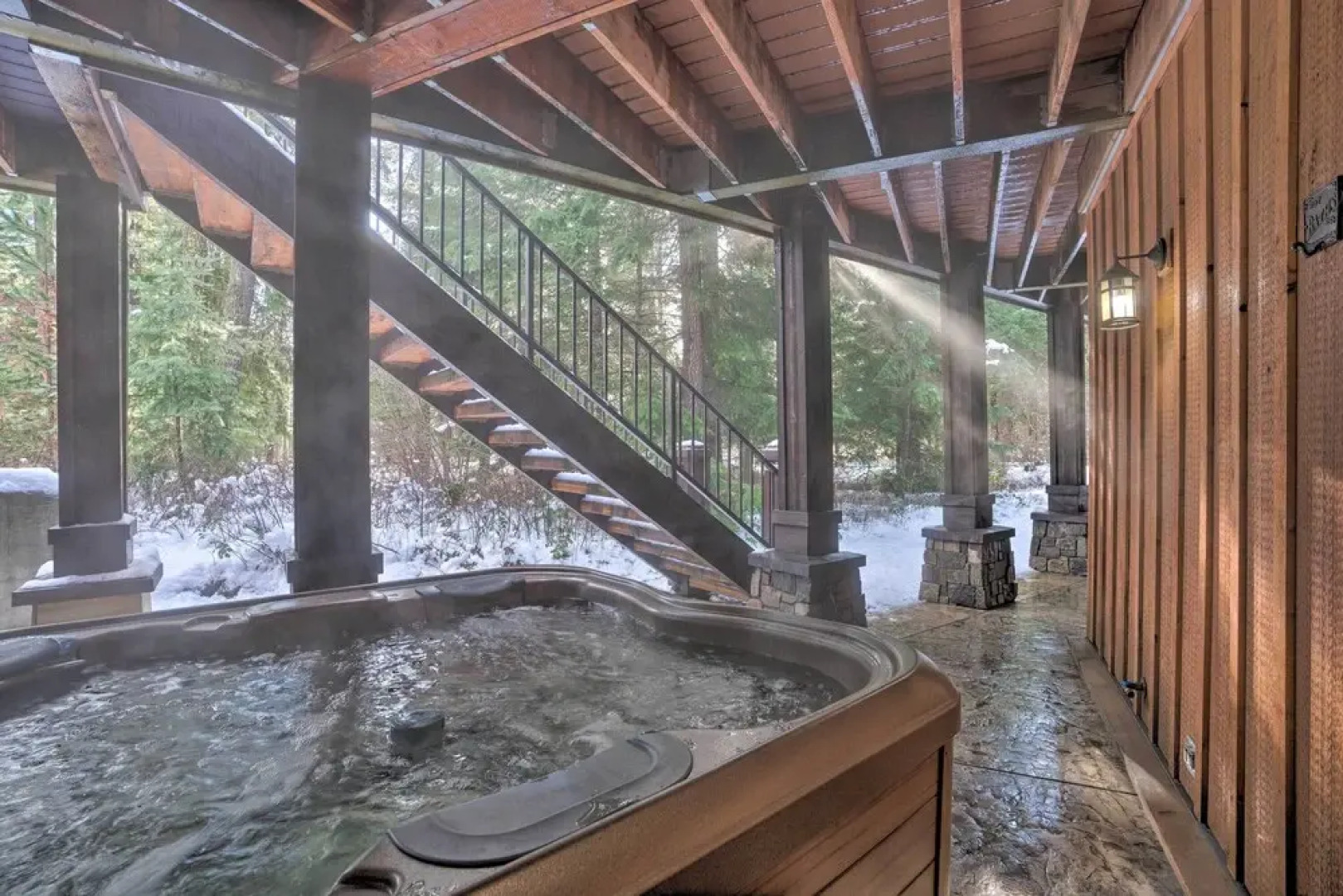 Luxurious Getaway w/ Hot Tub in Suncadia Resort!
