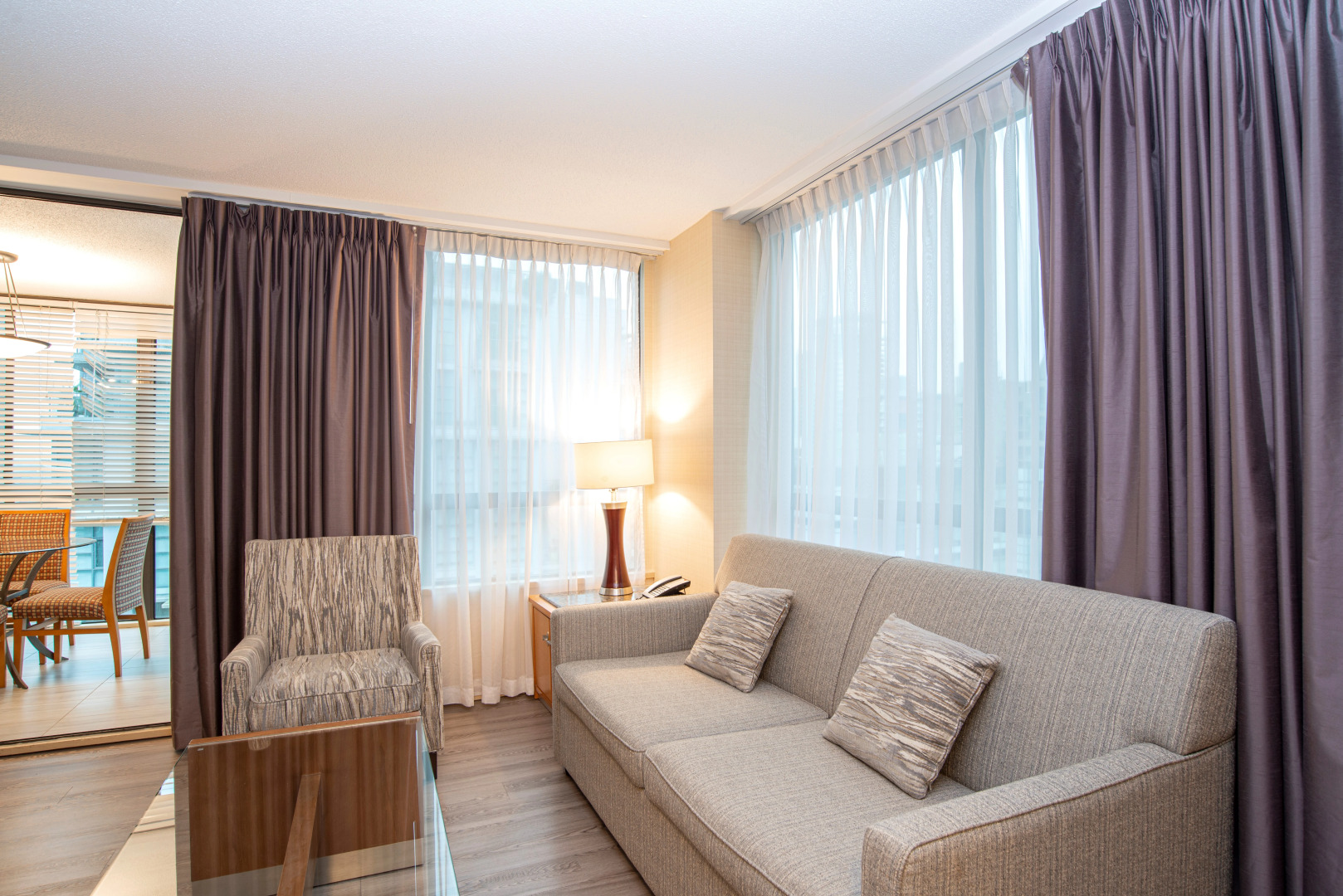 Landis Hotel & Suites