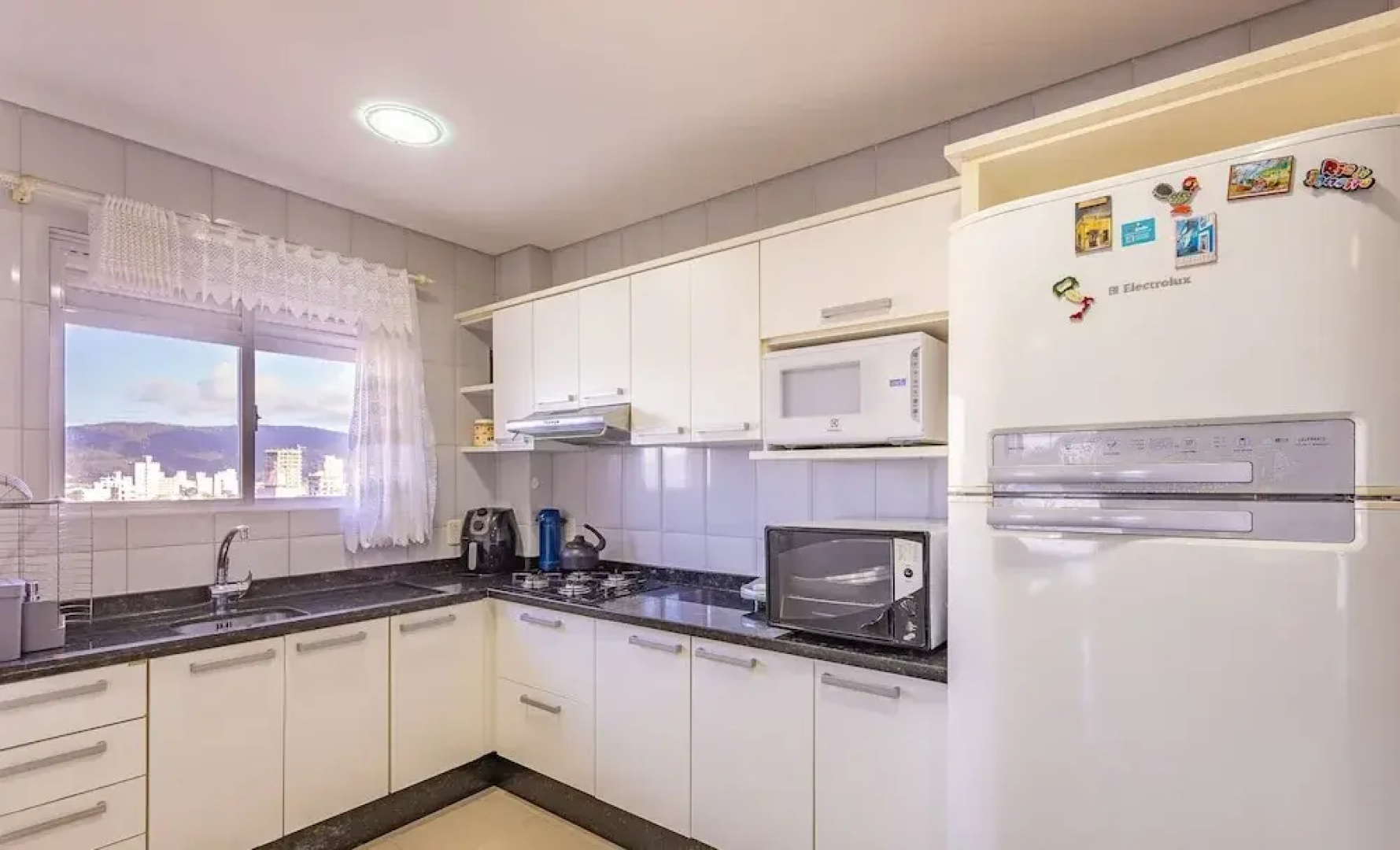 Charming Sea View Apt in Porto Belo Rcs701