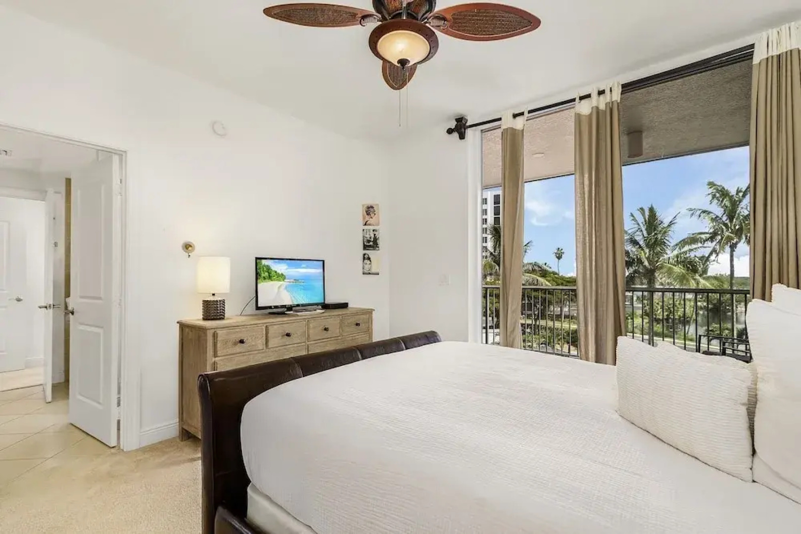 Waterside #835: Bayscape Bliss 3br/2ba Condo W/ Pool! 3 Bedroom Condo