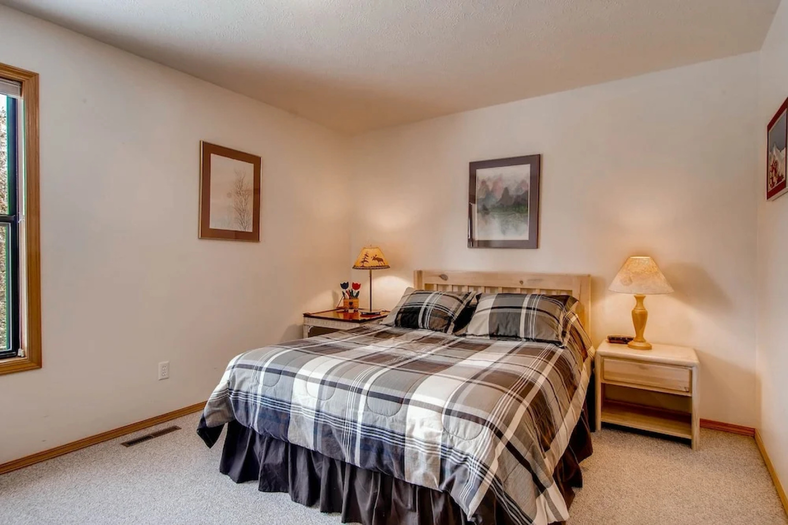 2028 Ryan Gulch 4 Br townhouse by RedAwning