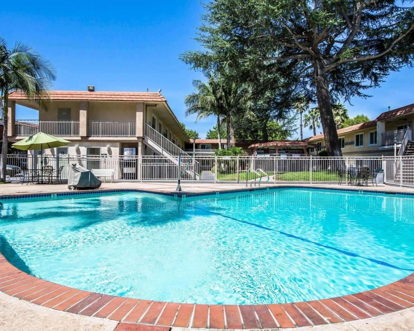 Quality Inn & Suites Thousand Oaks