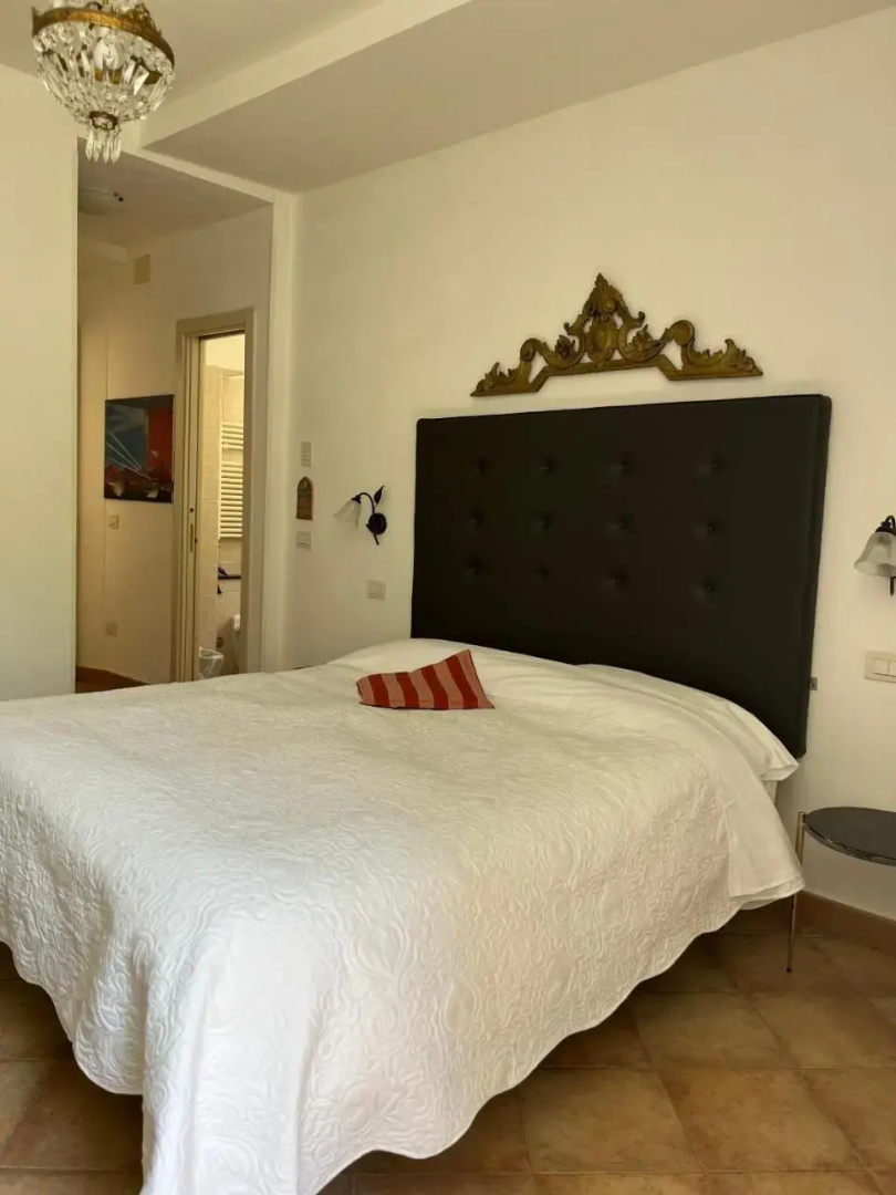 Piazza Massola 2 Apartment