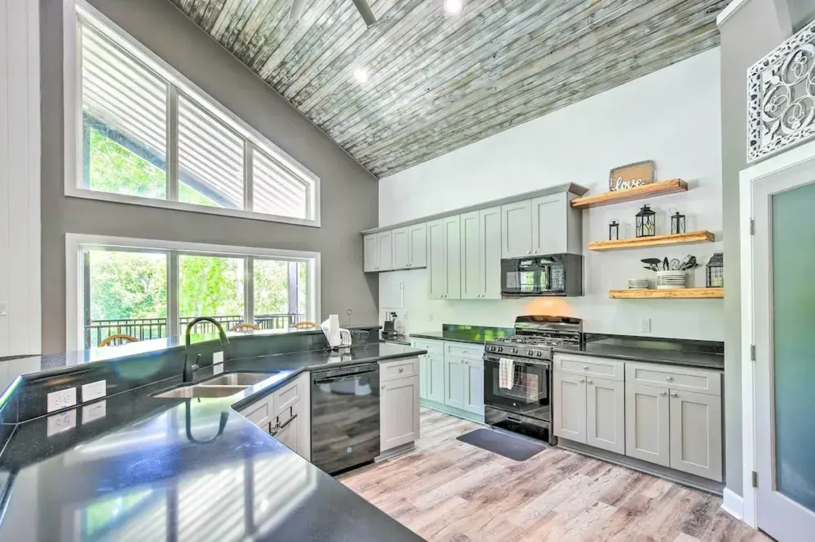 Outdoor Entertainment Space: Home in Mcqueeney