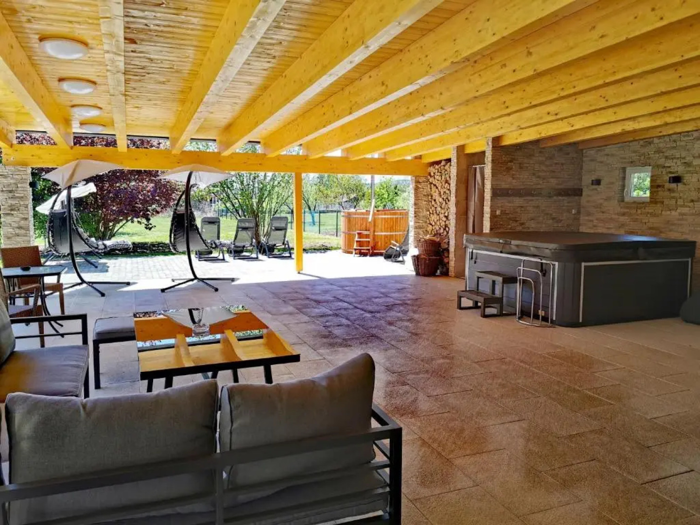 Admirál Villa Kehida