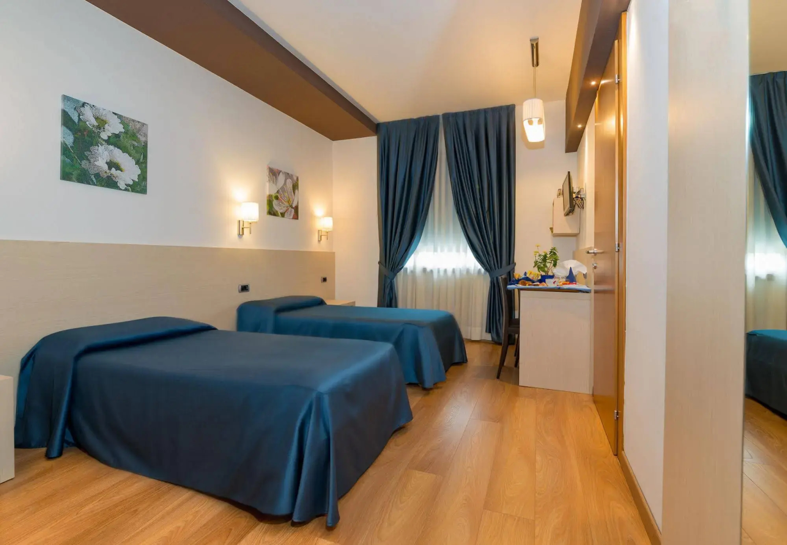 Sam Hotel