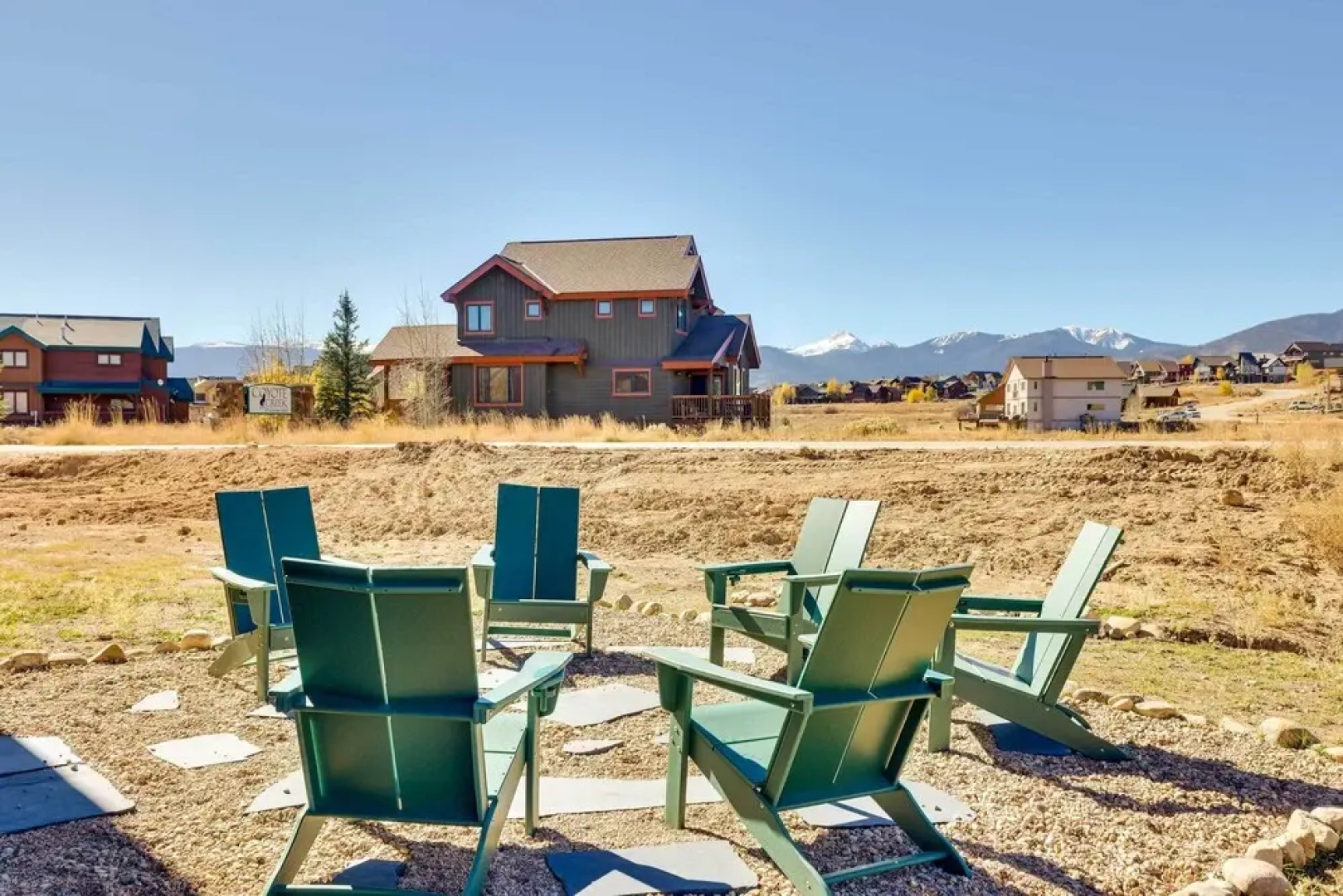 Cozy Tabernash Home w/ Fireplace & Mountain Views