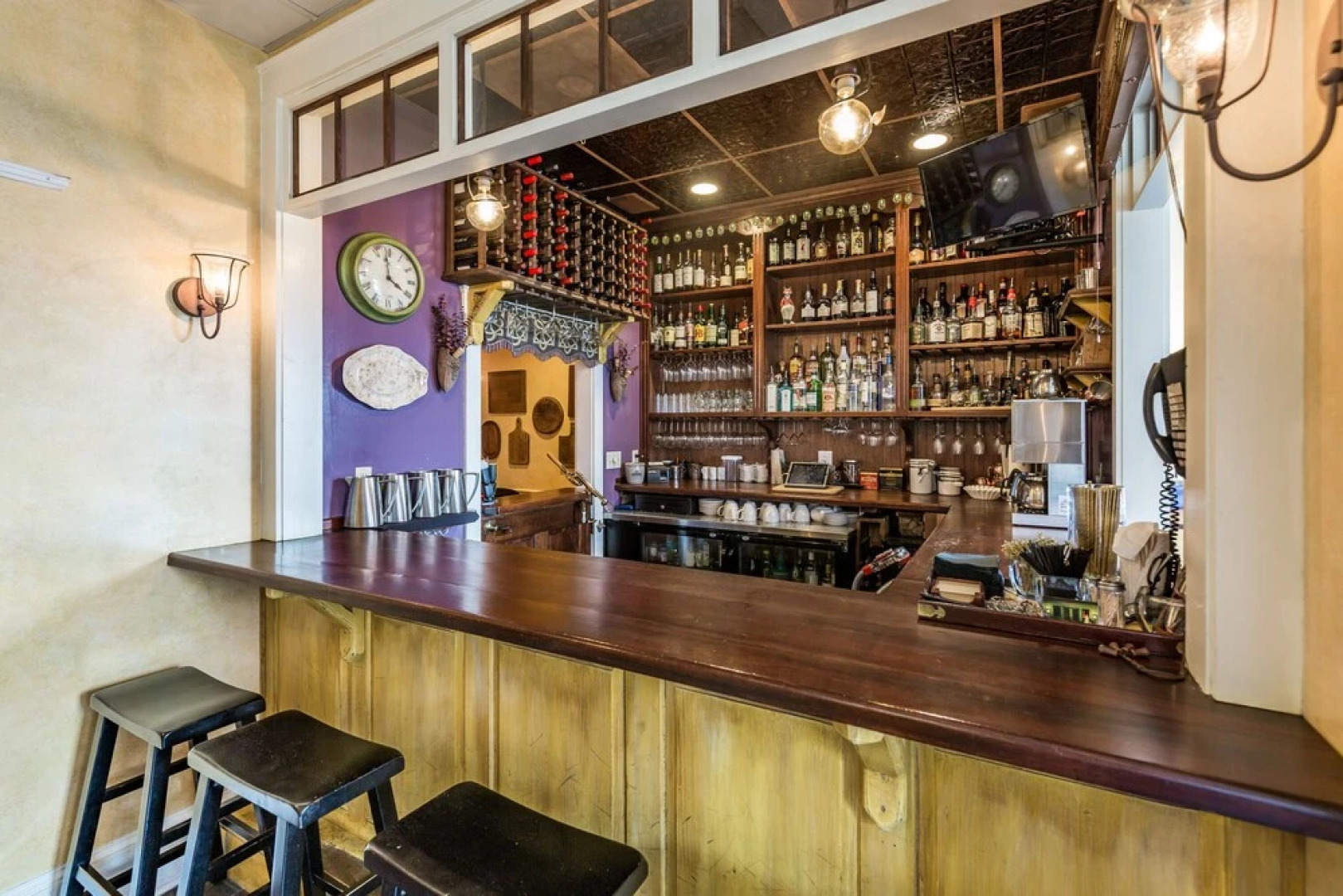 The Charlotte Hotel & Restaurant