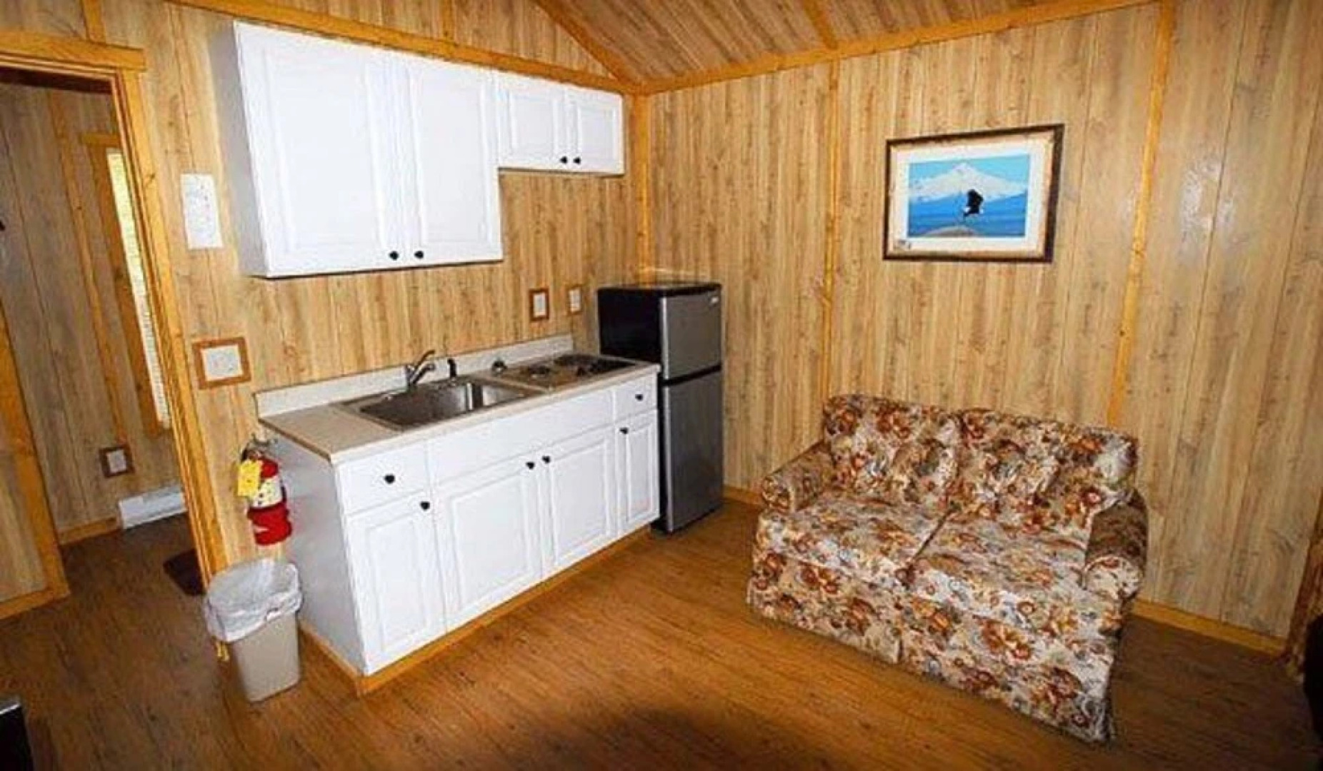 Glacier General Store and Cabins