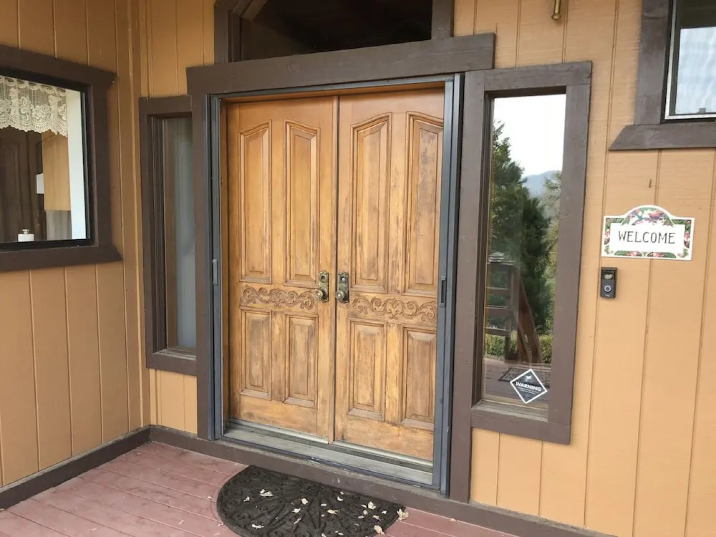 Leaning Pine Retreat