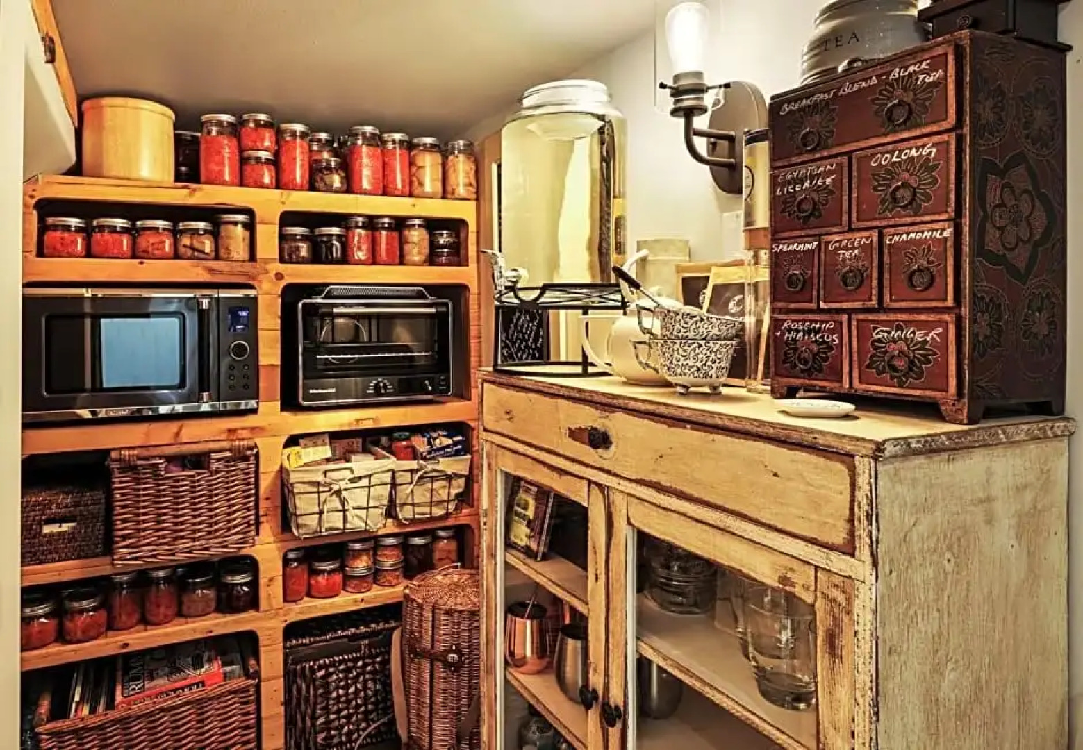 A Suite Retreat - Beyond Bed & Breakfast