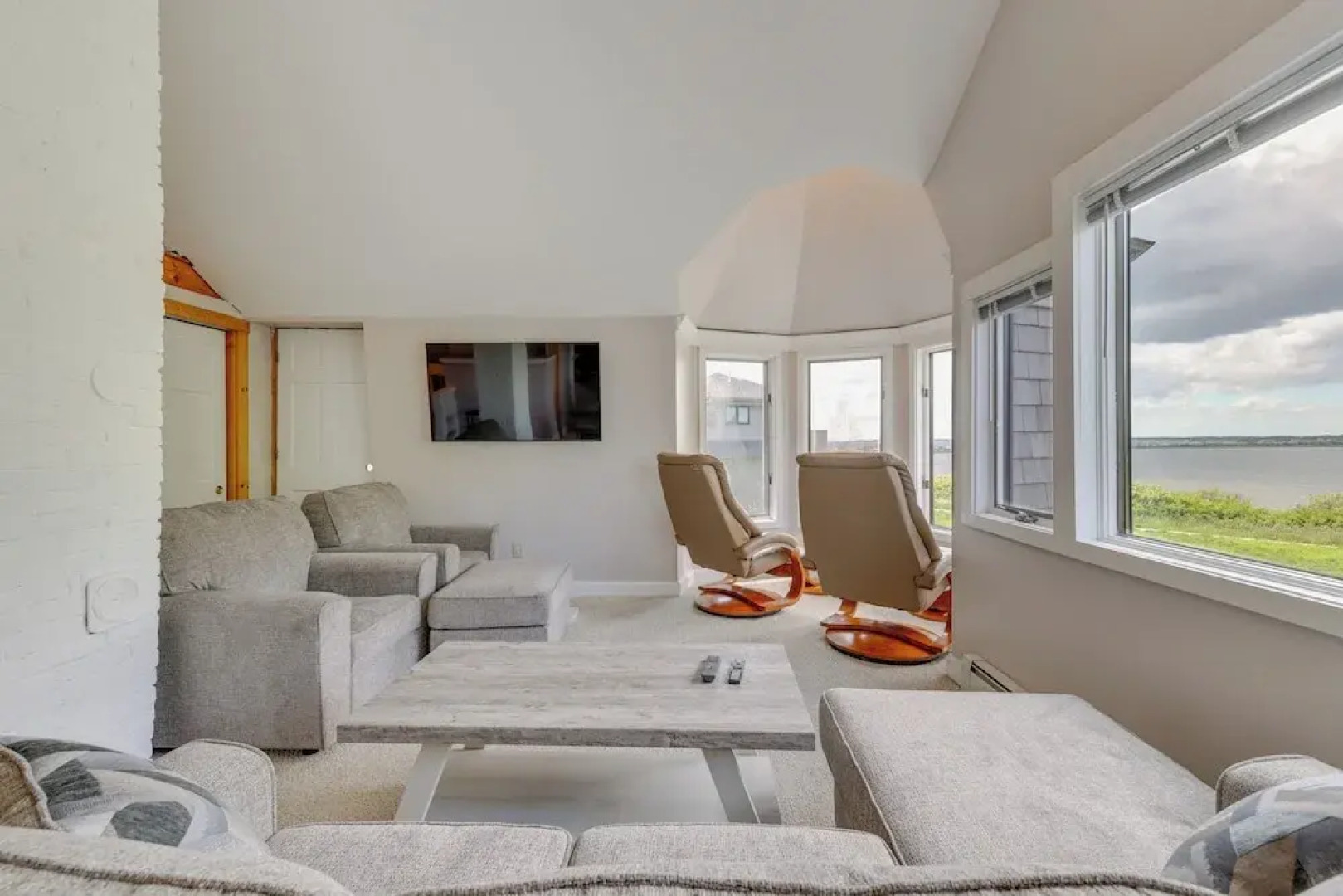 Water-view Beach House in Truro, Great for Groups!