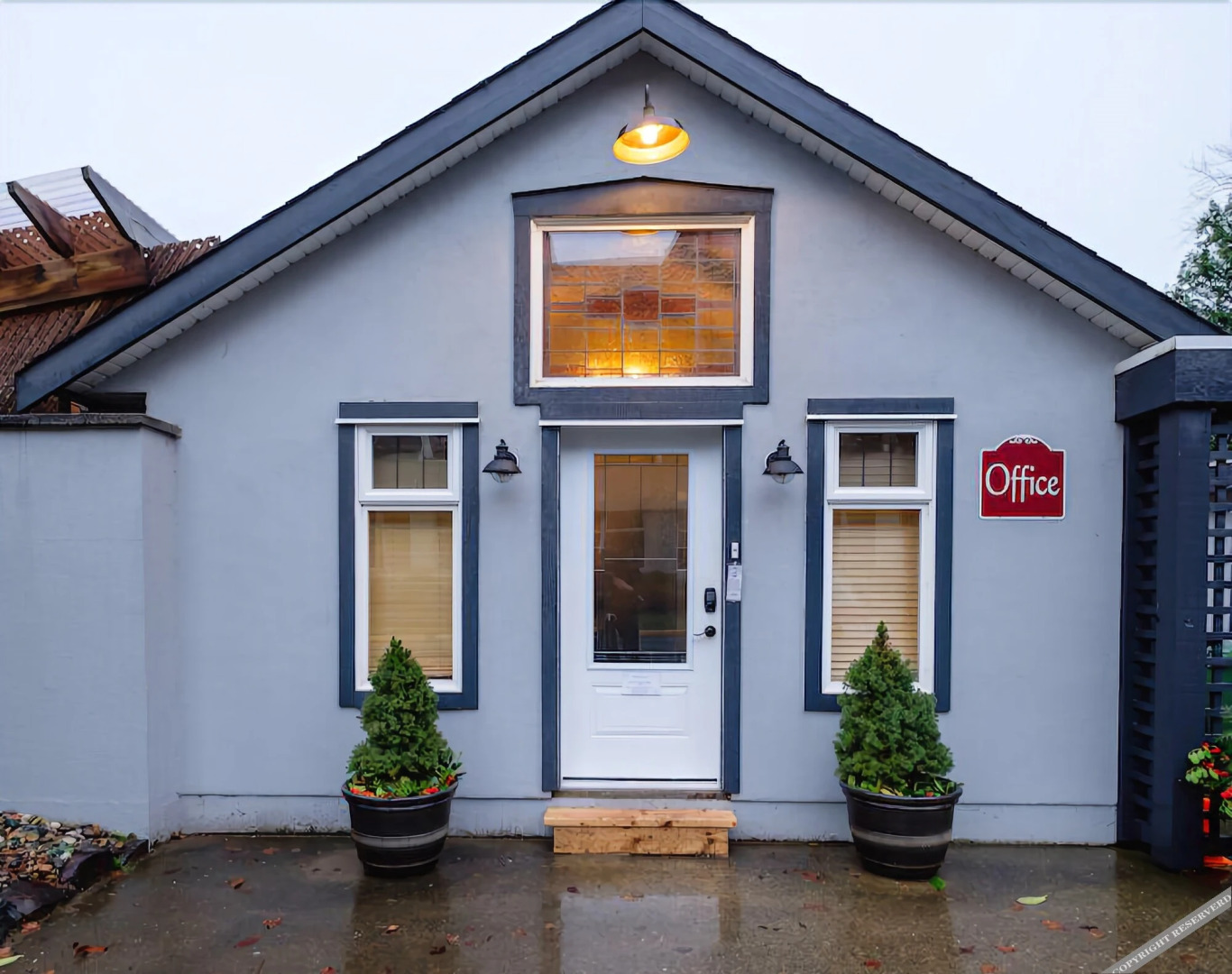 Harrison Heritage House and Cottages - Harrison Hot Springs