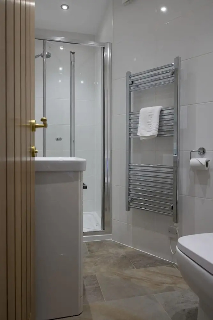 The Gleneagles Guesthouse