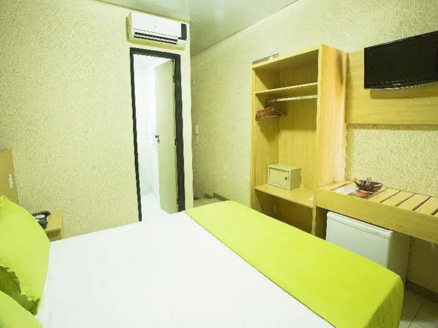 Sol Plaza Apartments