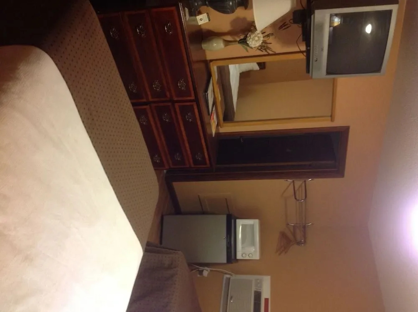 L'Acadie Inn & RV Park