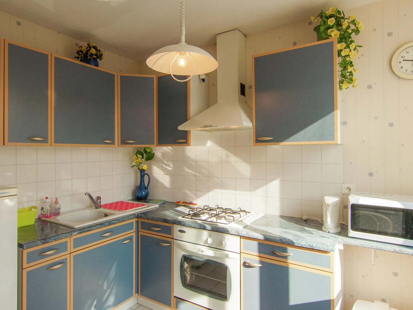 Classy Holiday Home With Garden, Barbecue, Garden Furniture