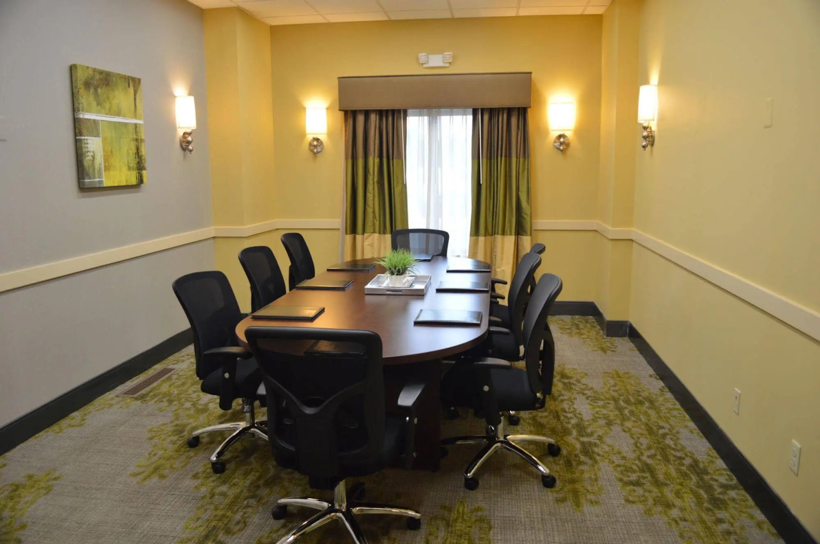 Best Western Plus Thornburg Inn & Suites