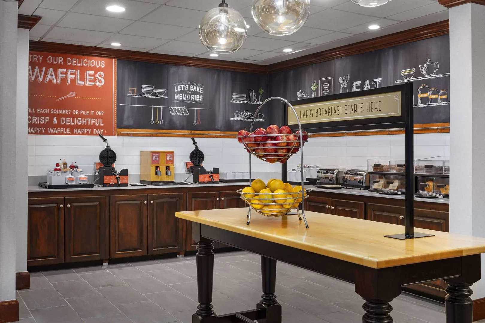 Hampton Inn & Suites Lake Mary At Colonial Townpark