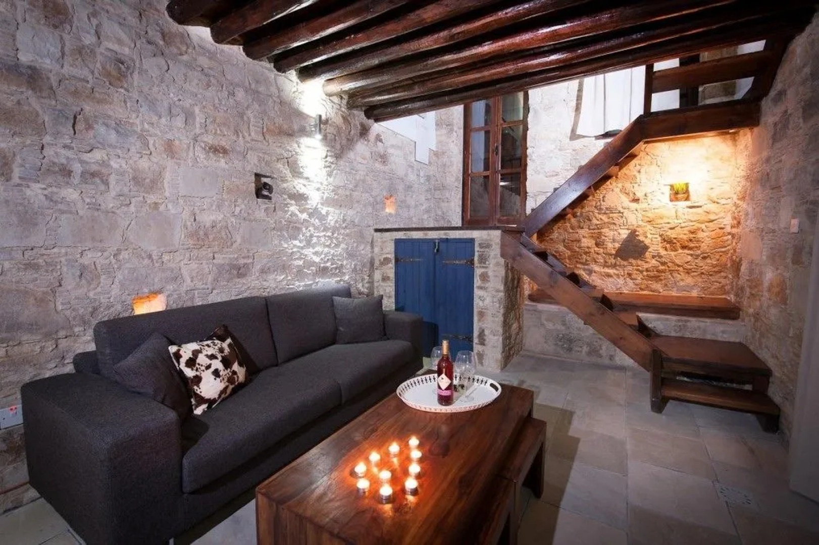 Oinoessa Traditional Boutique Houses