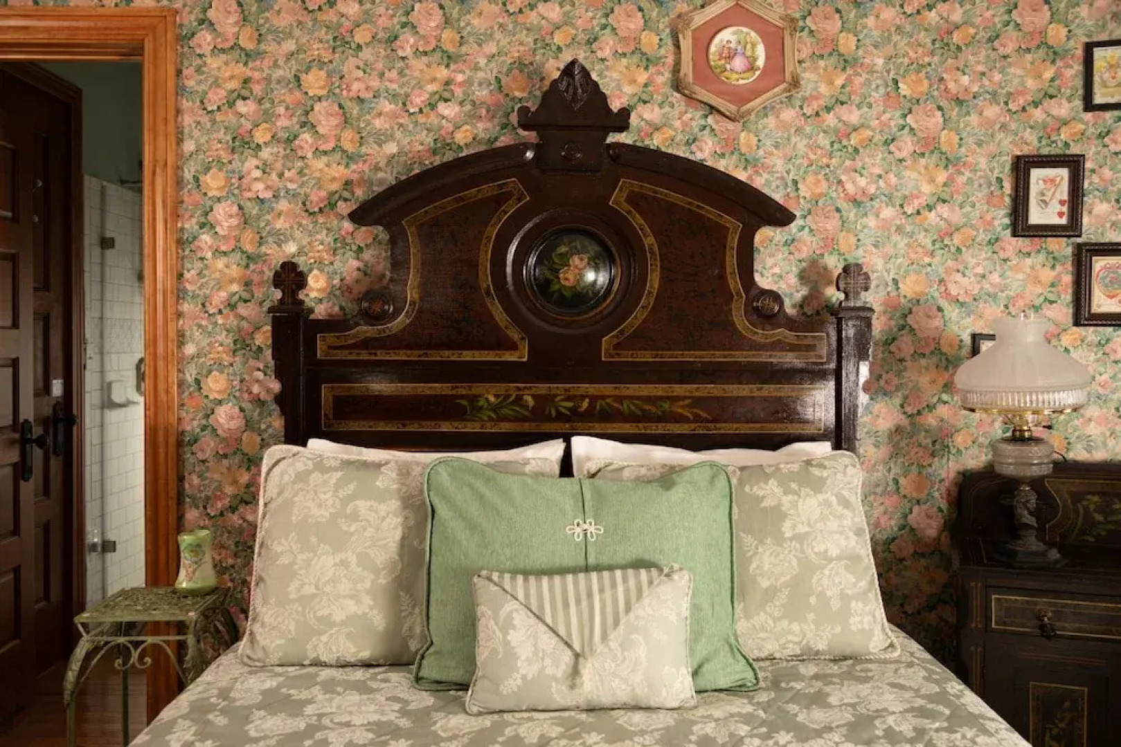 The Dempsey Manor Bed & Breakfast Inn