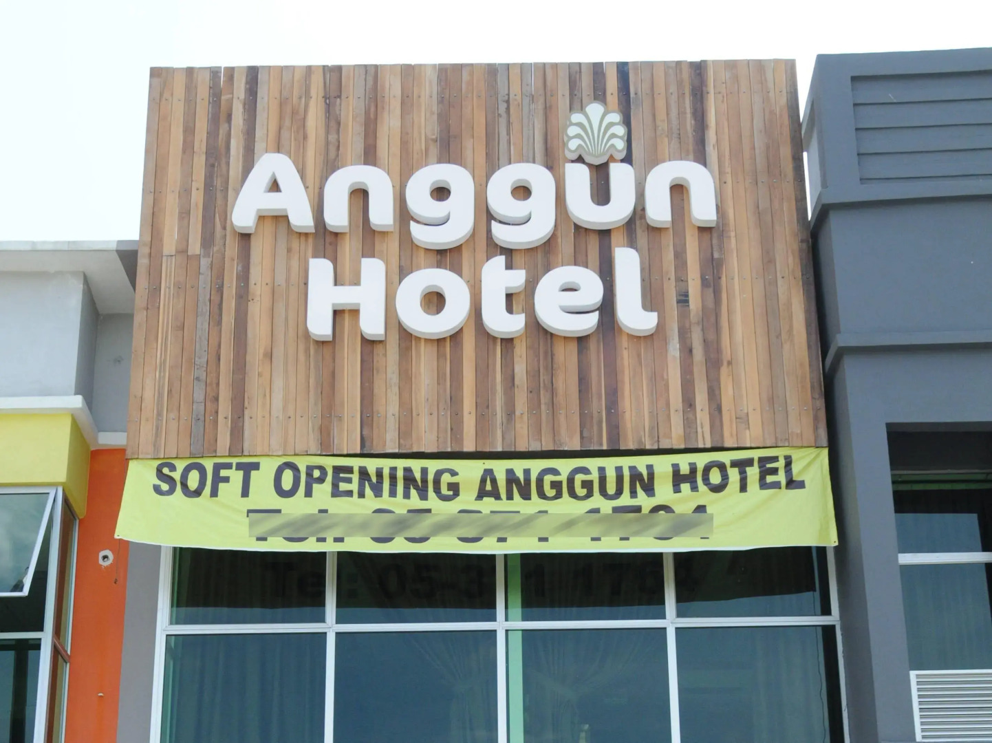 Anggun Hotel