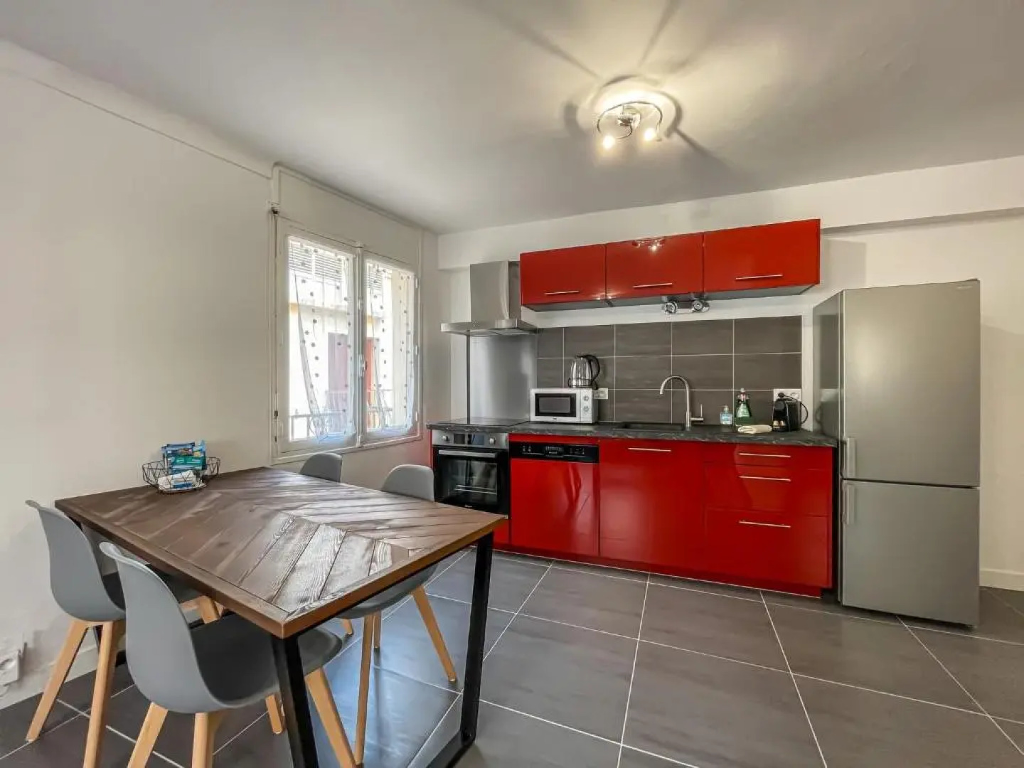 T2 tout équipé à 2 min de la plage ménage inclus 2