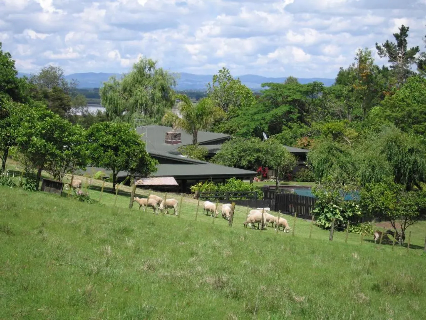 Thorold Country House