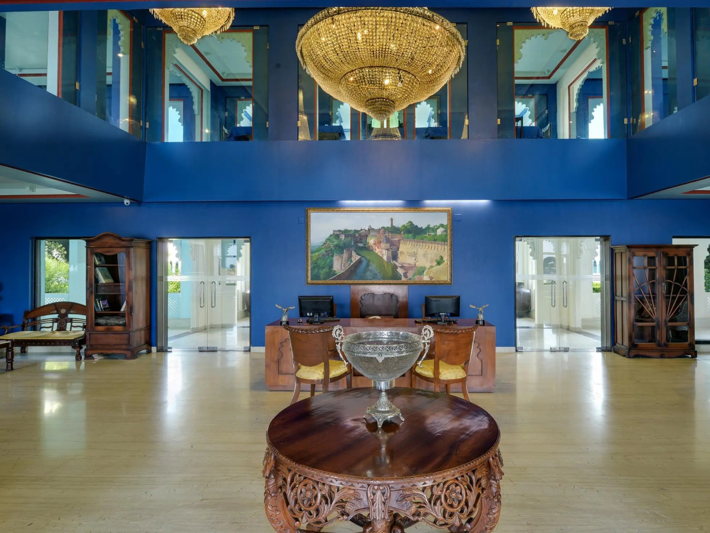 juSTa Lake Nahargarh Palace