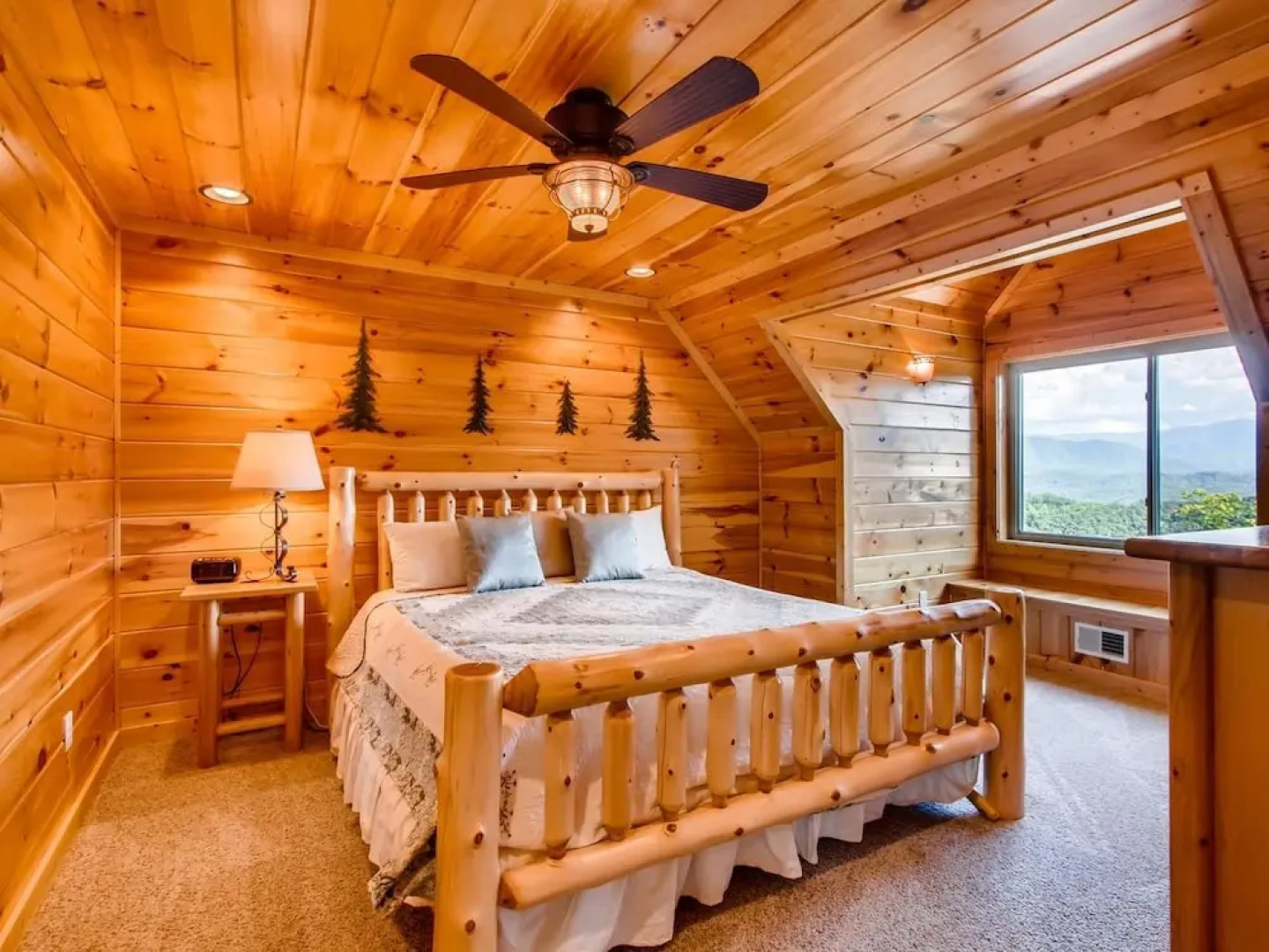 Vista di Cielo 4 Bedrooms 4.5 Bathrooms Cabin