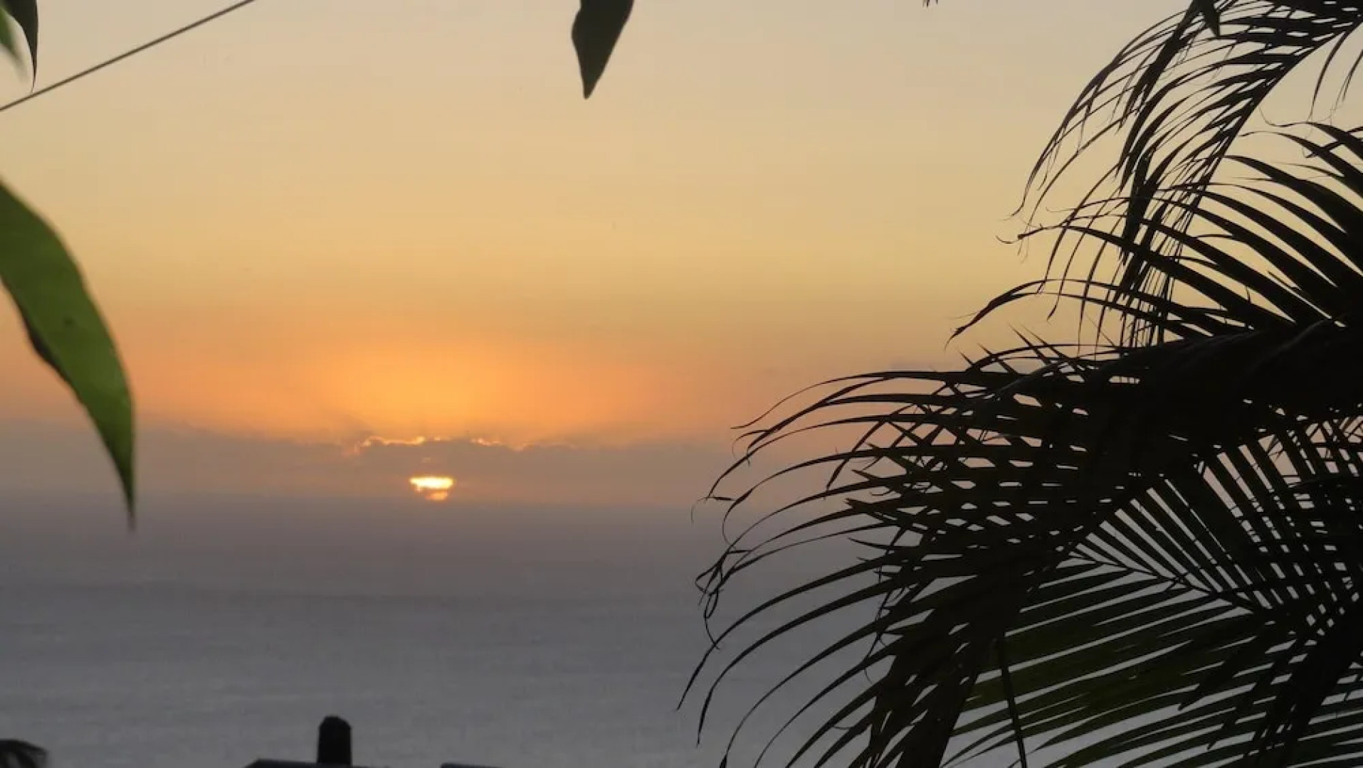 Studio in Piton Saint-leu, With Wonderful sea View, Pool Access, Enclo