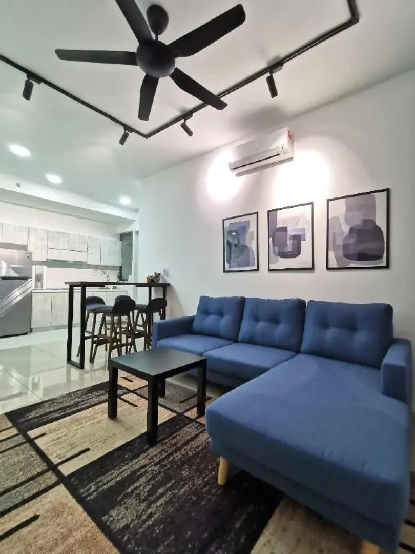 STAYJE PUTRAJAYA, 5 minutes to IOI CITY MALL, WIFI , NETFLIX, FREE PARKING