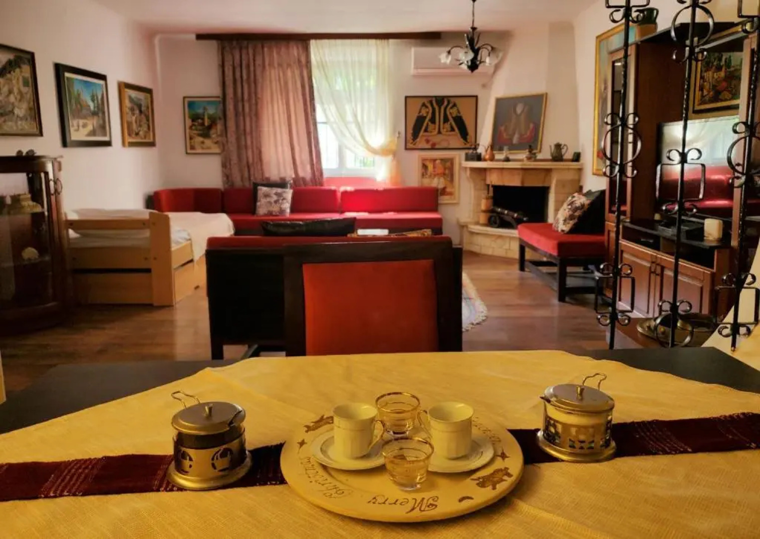 Unique Traditional House, hosted by J&G