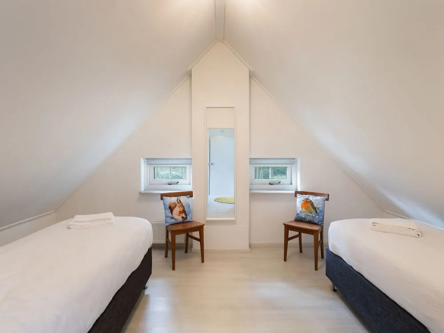 Romantic Villa With a Dishwasher, Near a National Park