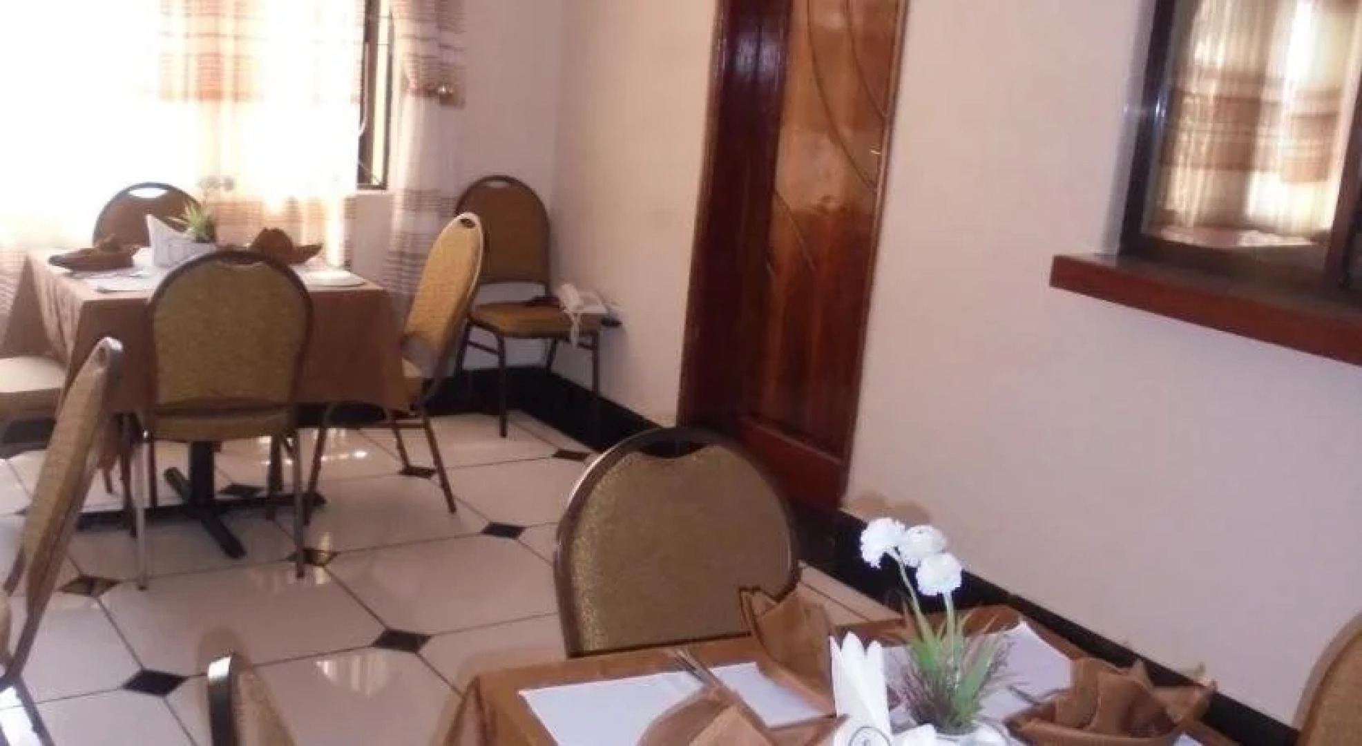 Royal Residence Hotel