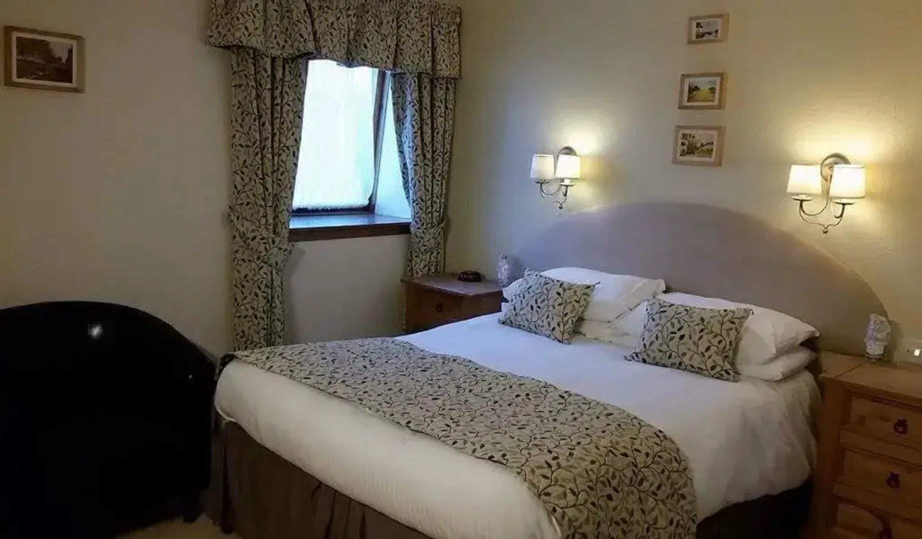 The Royal Hotel Tain