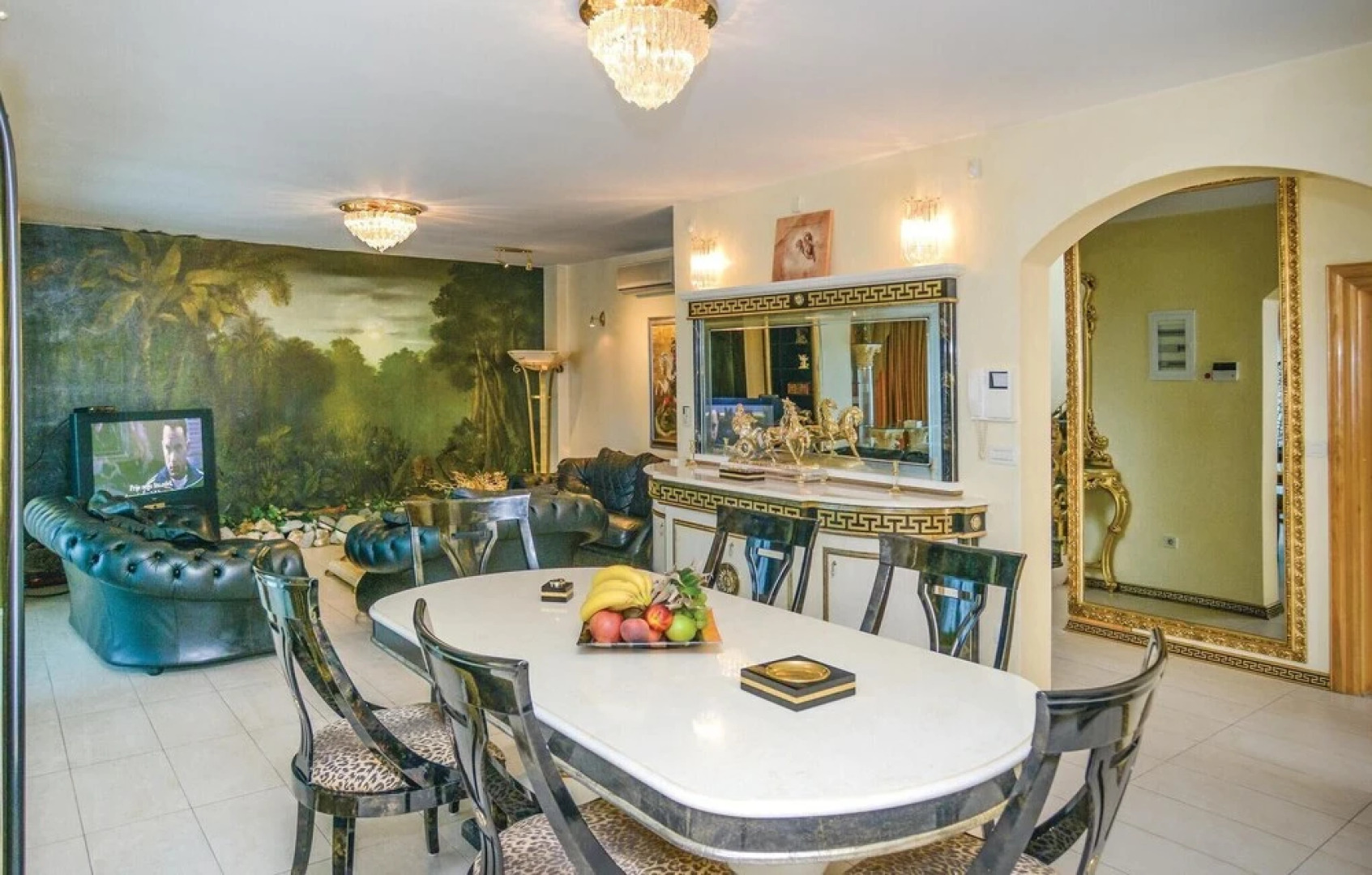 Stunning Home in Makarska with Hot Tub, Sauna & 9 Bedrooms