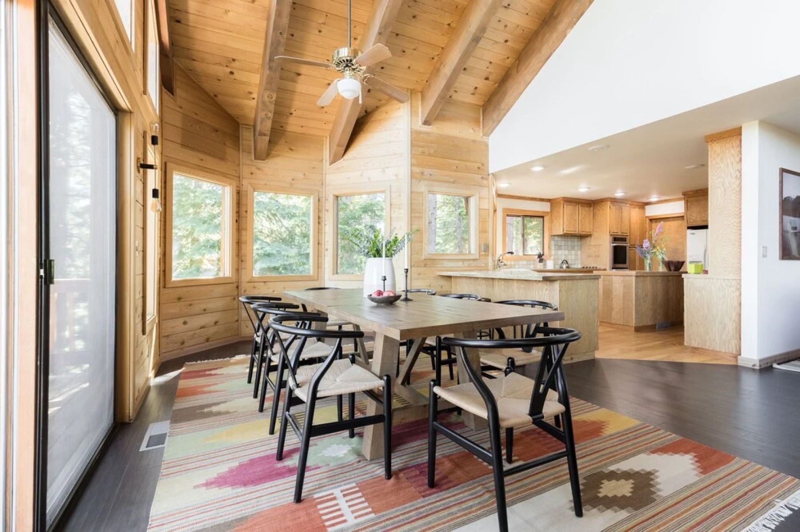 Wildwood by Avantstay Seclusion In The Woods w/ 3 Decks! 15mins From Nrthstar!