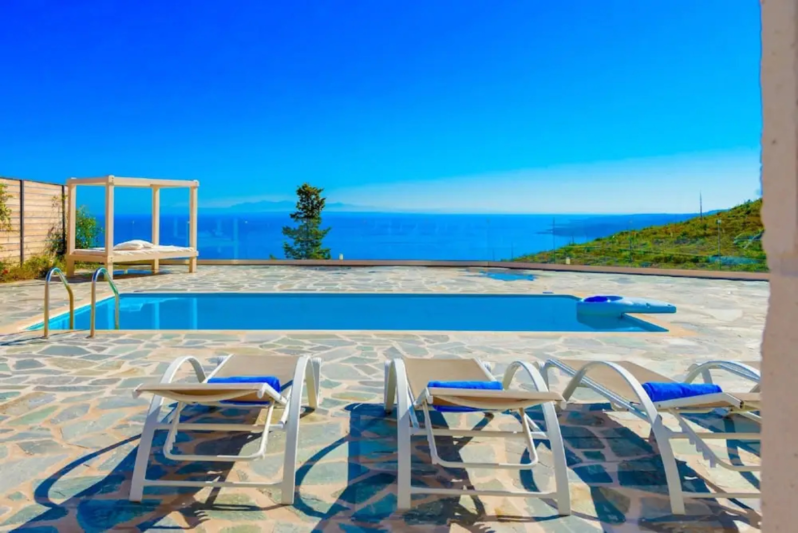 Deluxe II Villa by LeaderStay