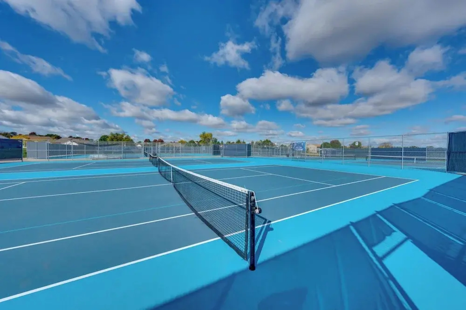 Luxury 'prairie Retreat': 5 Min From Madison!