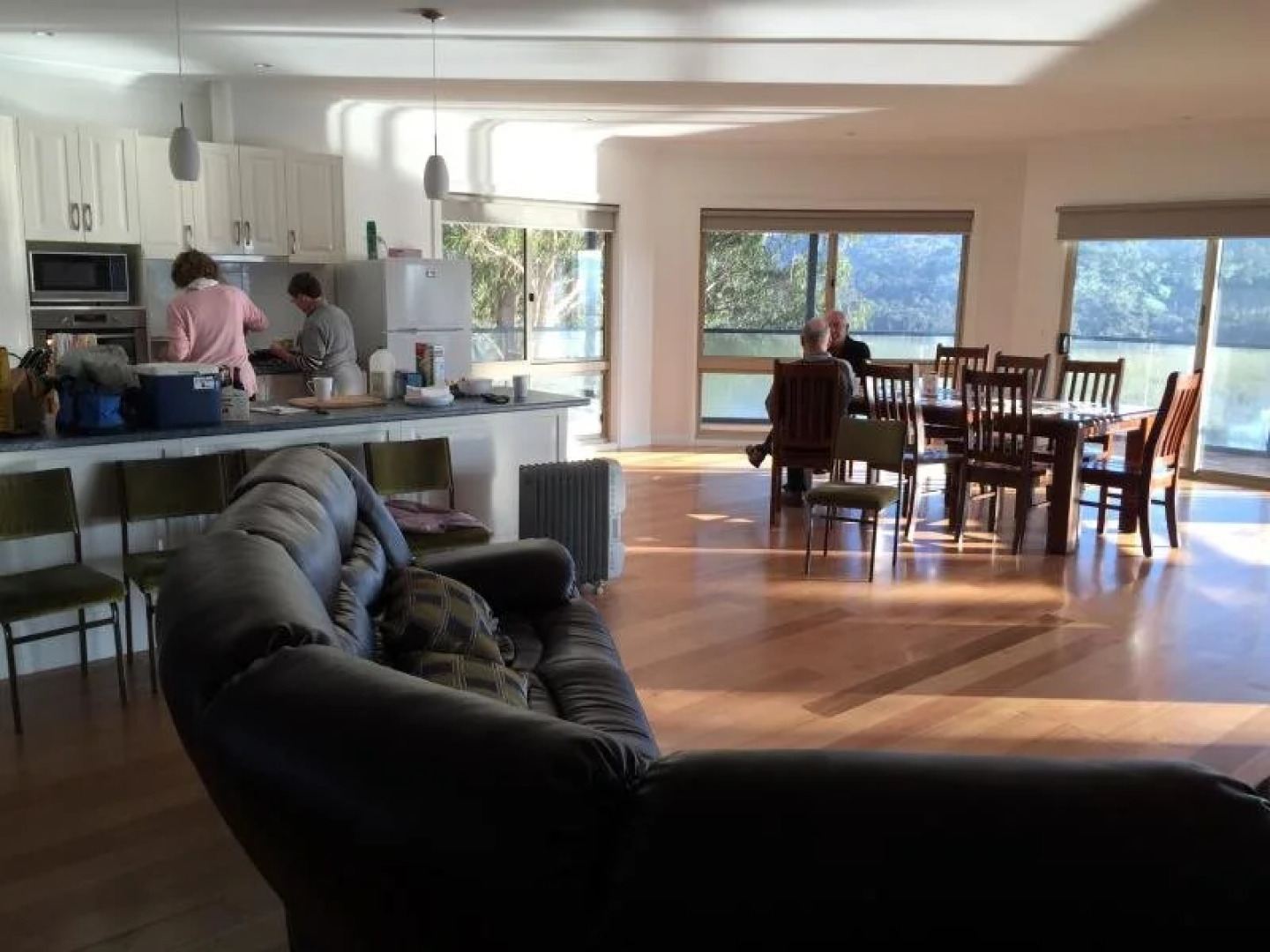 Curdievale Riverfront Lodge