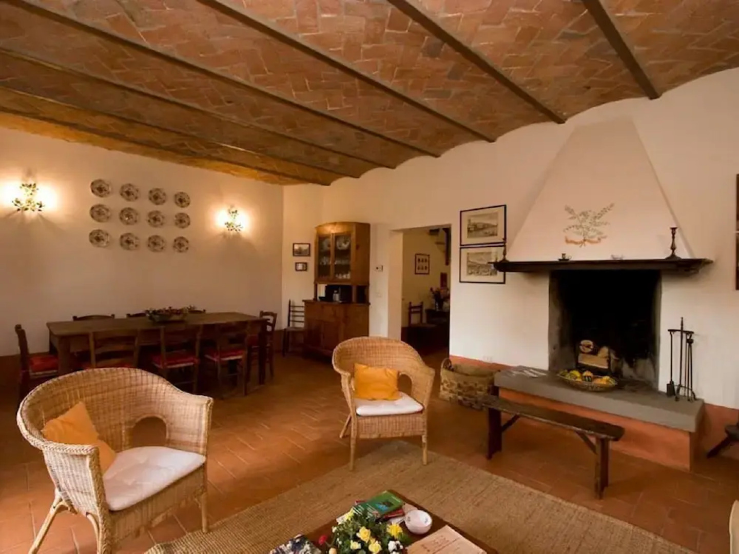 Spacious Home With Pool