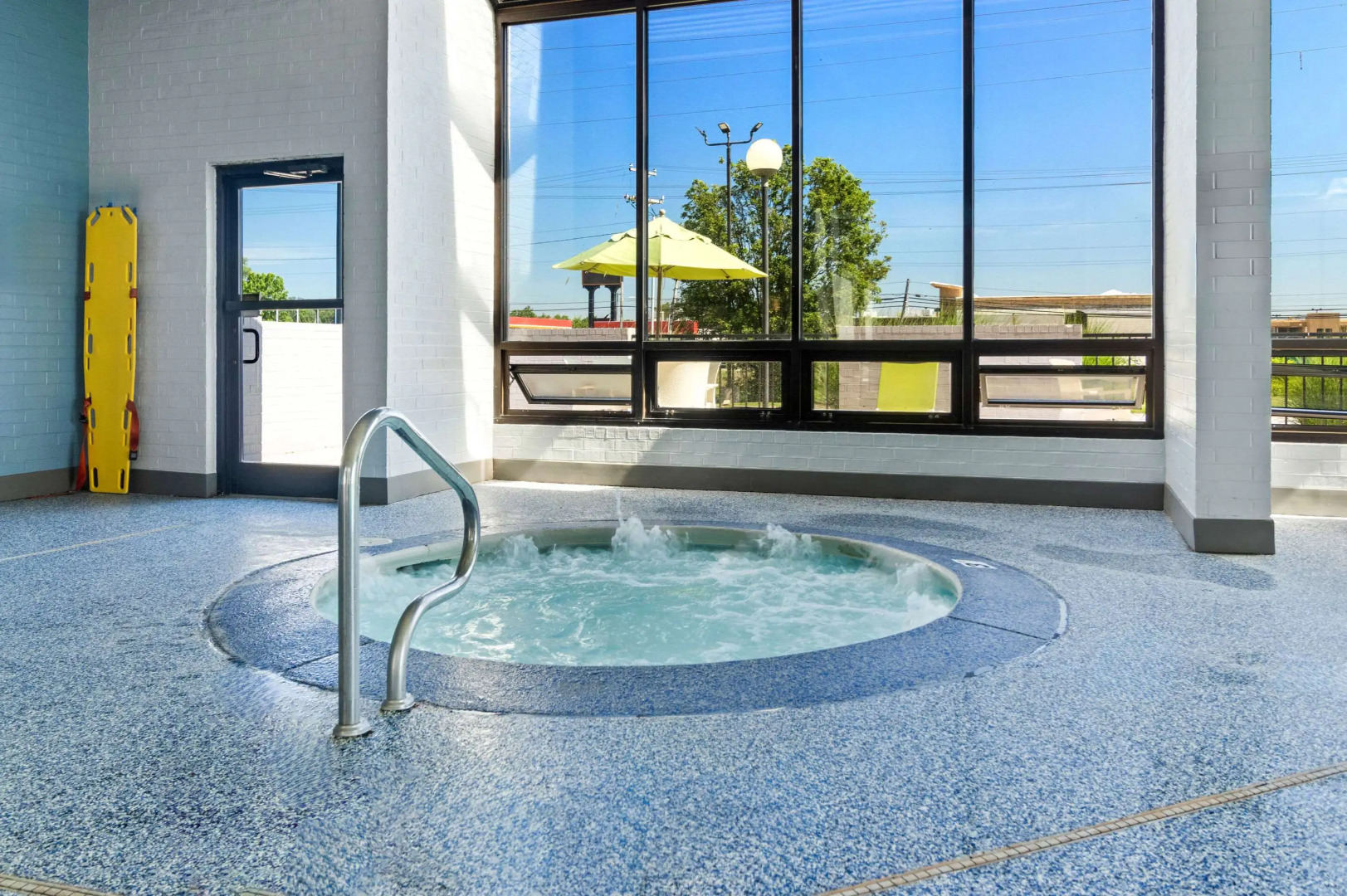 Comfort Inn & Suites Evansville Airport