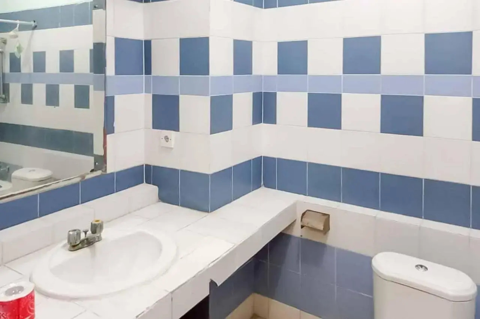 Putri Duyung Hotel Anyer by RedDoorz