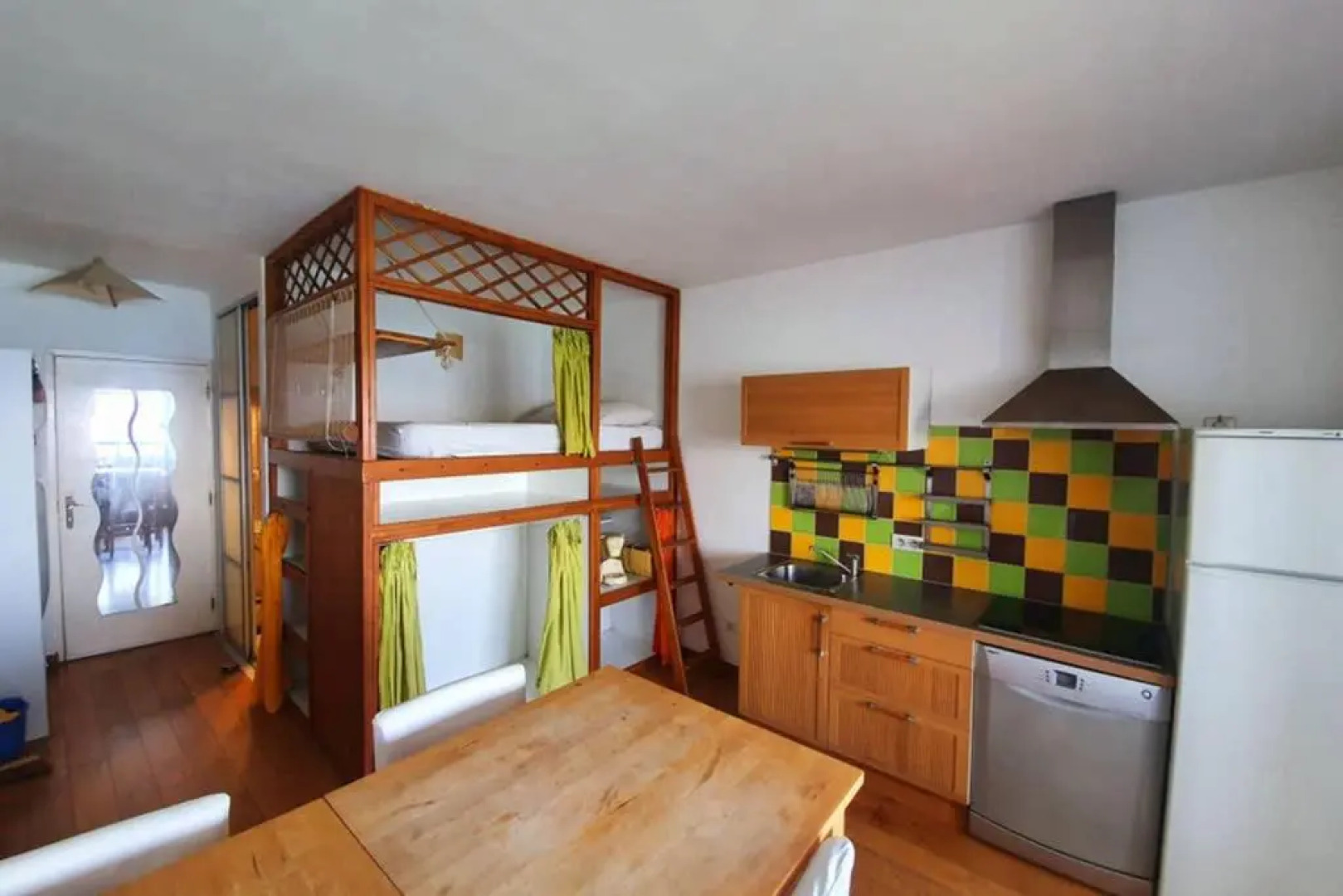 Miramare appartement pieds dans l eau vue mer féerique 180° féerique