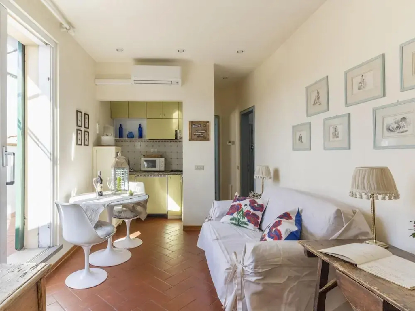 Apartment in Florence With Rooftop Views