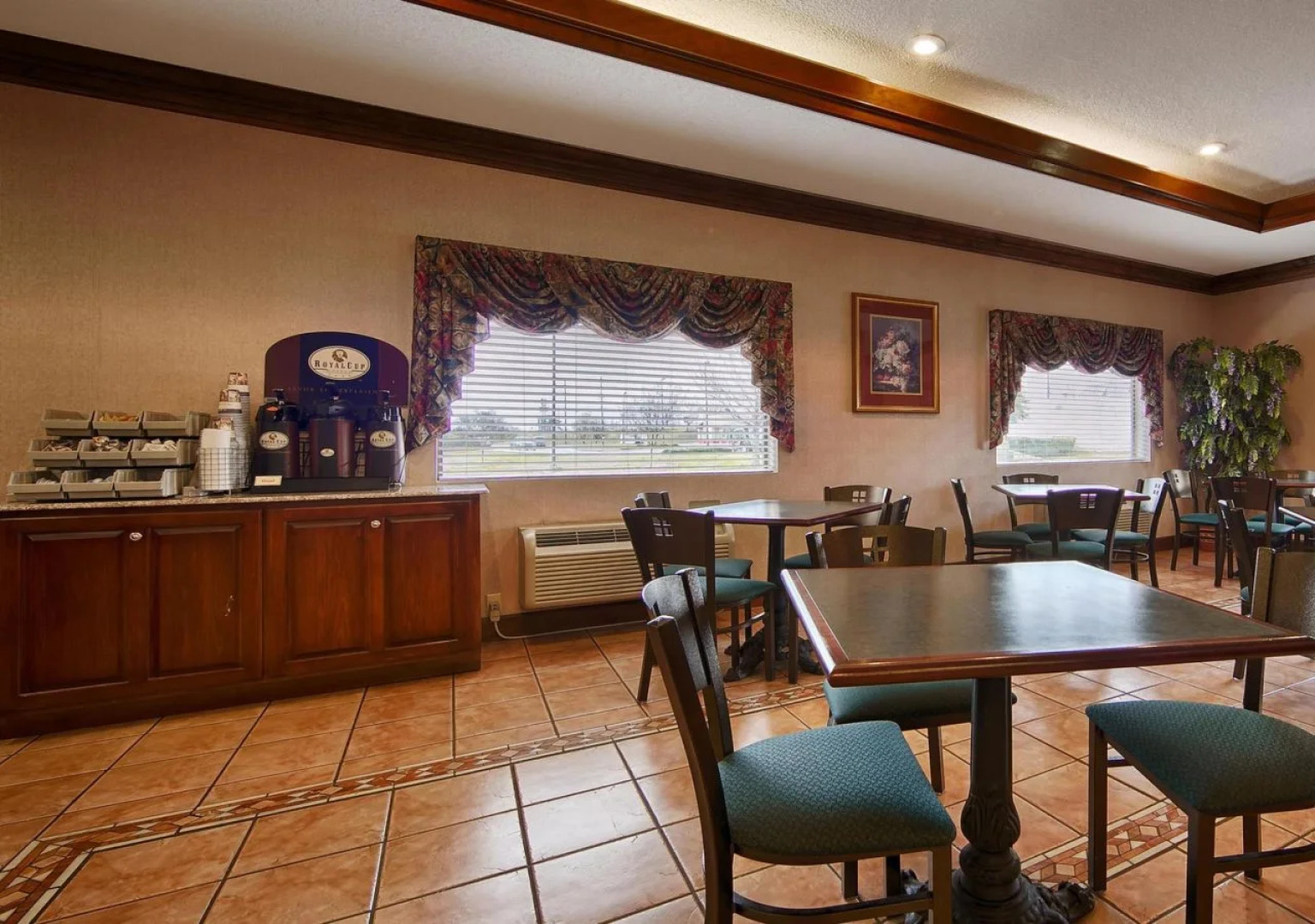 Best Western Inn & Suites