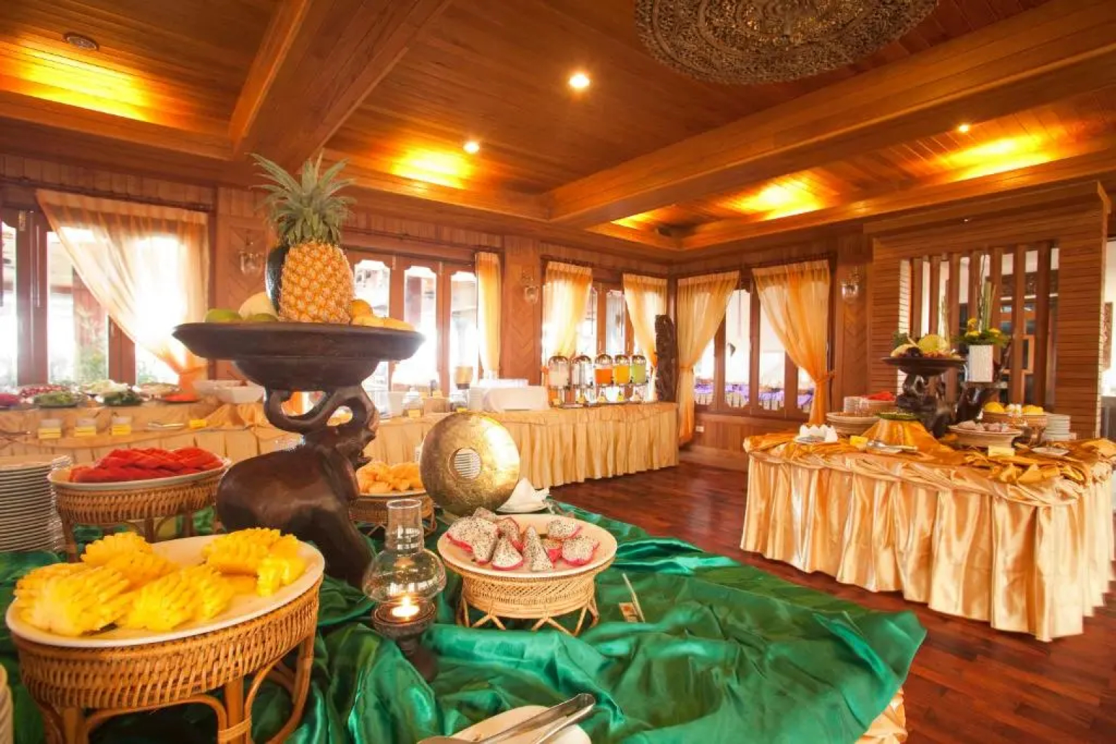 Mukdara Beach Villa & Spa Resort