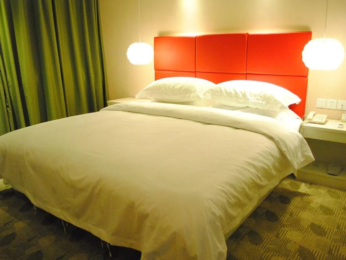 Dianliandian Health Hotel Zhengzhou